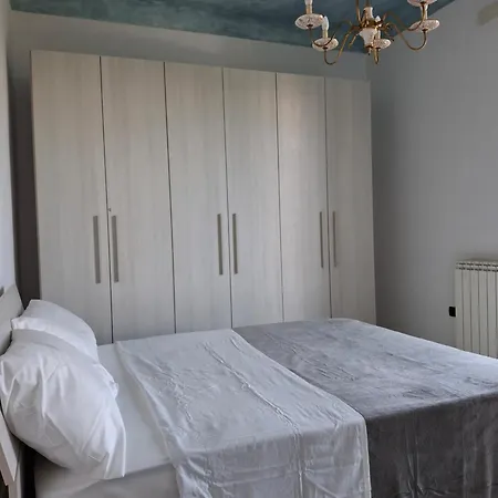 Apartament Turistico Il Faro *